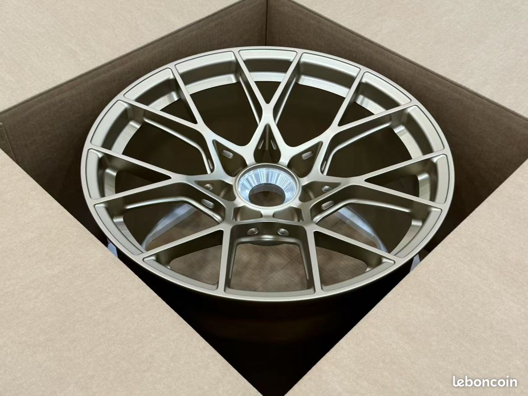 4 JANTES 10X20 ET45/ 13X21 ET31  CENTER Lock + 4 TPMS RDK PORSCHE  PROGR 10x20"